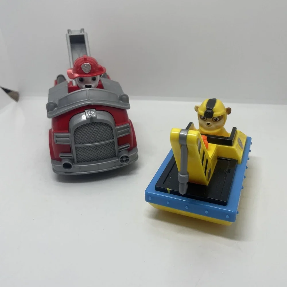 PAW Patrol‎ Marshall Figure & Fire Truck Vehicle And Swimways Rubble Rescue Boat